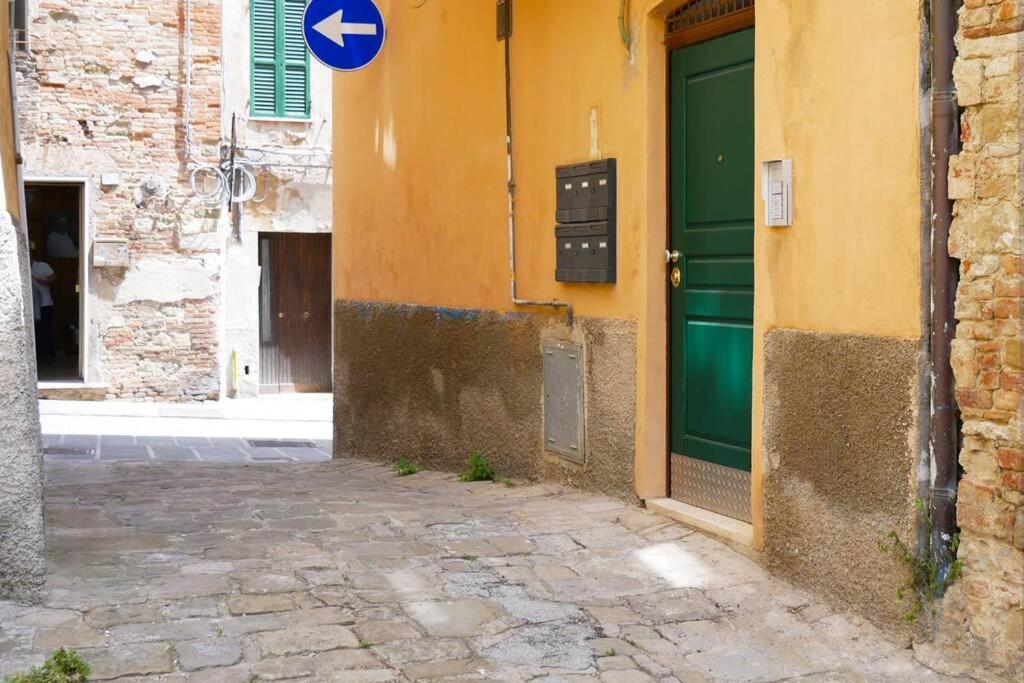 Domus Alba Apartment Perugia Bagian luar foto